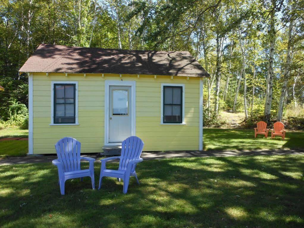 Millinocket Katahdin Cabins酒店 外观 照片